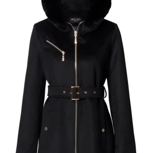 Hollies kappa modell catania strl 42 - Säljer min hollies kappa då jag aldrig får användning för den längre, använd 1-2 gånger. Utmärkt skick!! Köpte den för 4000 kr, säljer för 3000 kr Äkta päls, skriv för fler bilder! 🌸🌸