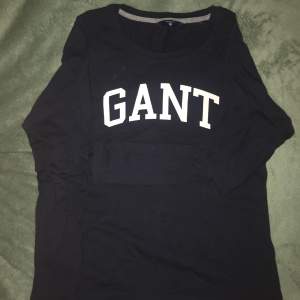 Långärmad Gant tröja i tunnare material