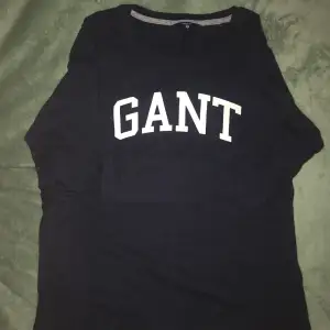 Långärmad Gant tröja i tunnare material