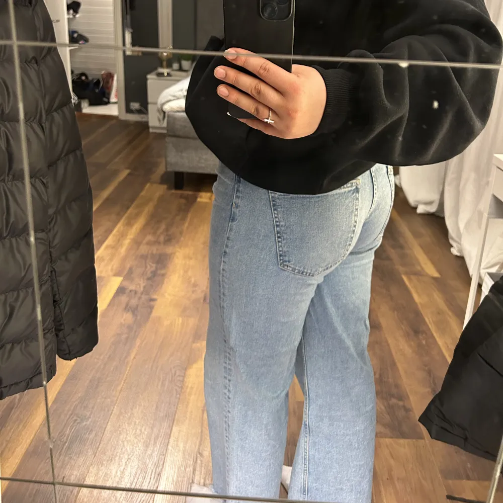 Snygga jeans i storlek L.. Jeans & Byxor.
