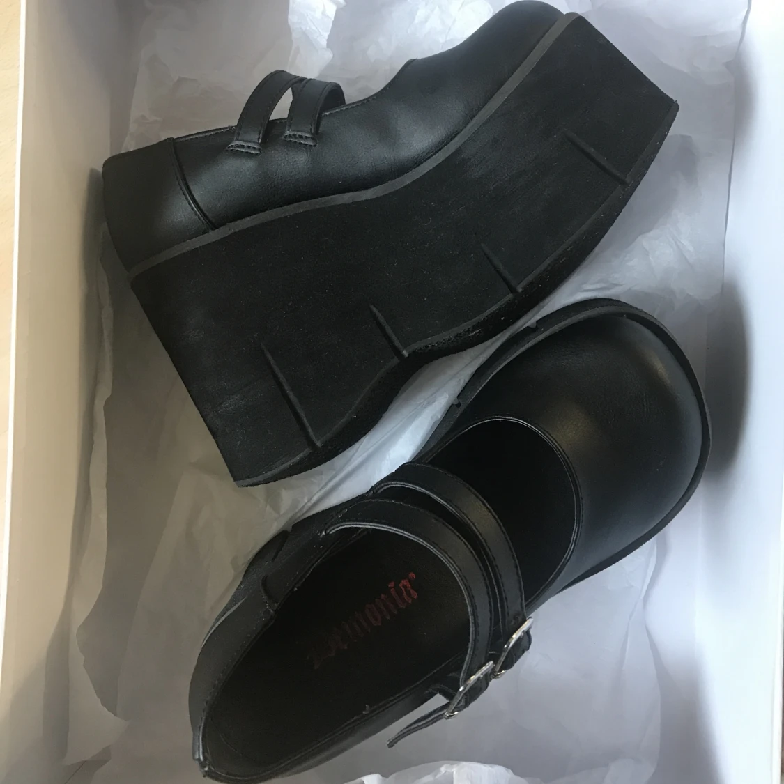 Demonia kera-08 US size 6 - 90