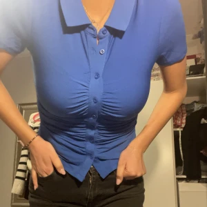 Skjorta - Tröja från bikbok jättefin!