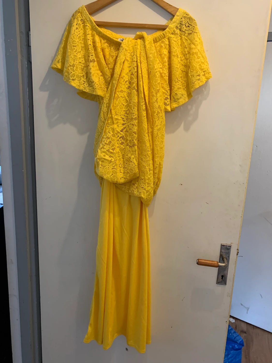 Solgul klänning - 90