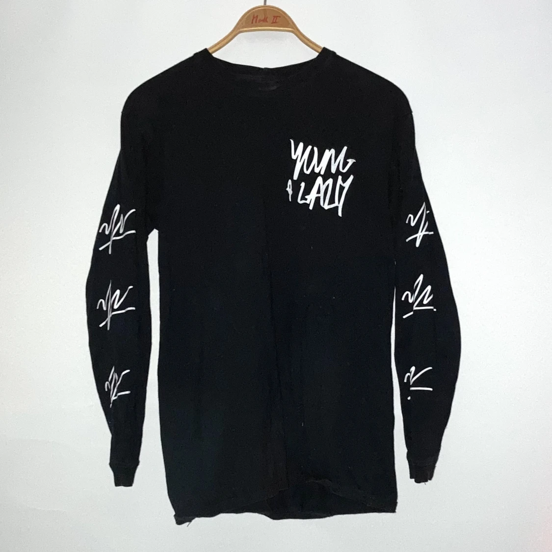 Svart longsleeve