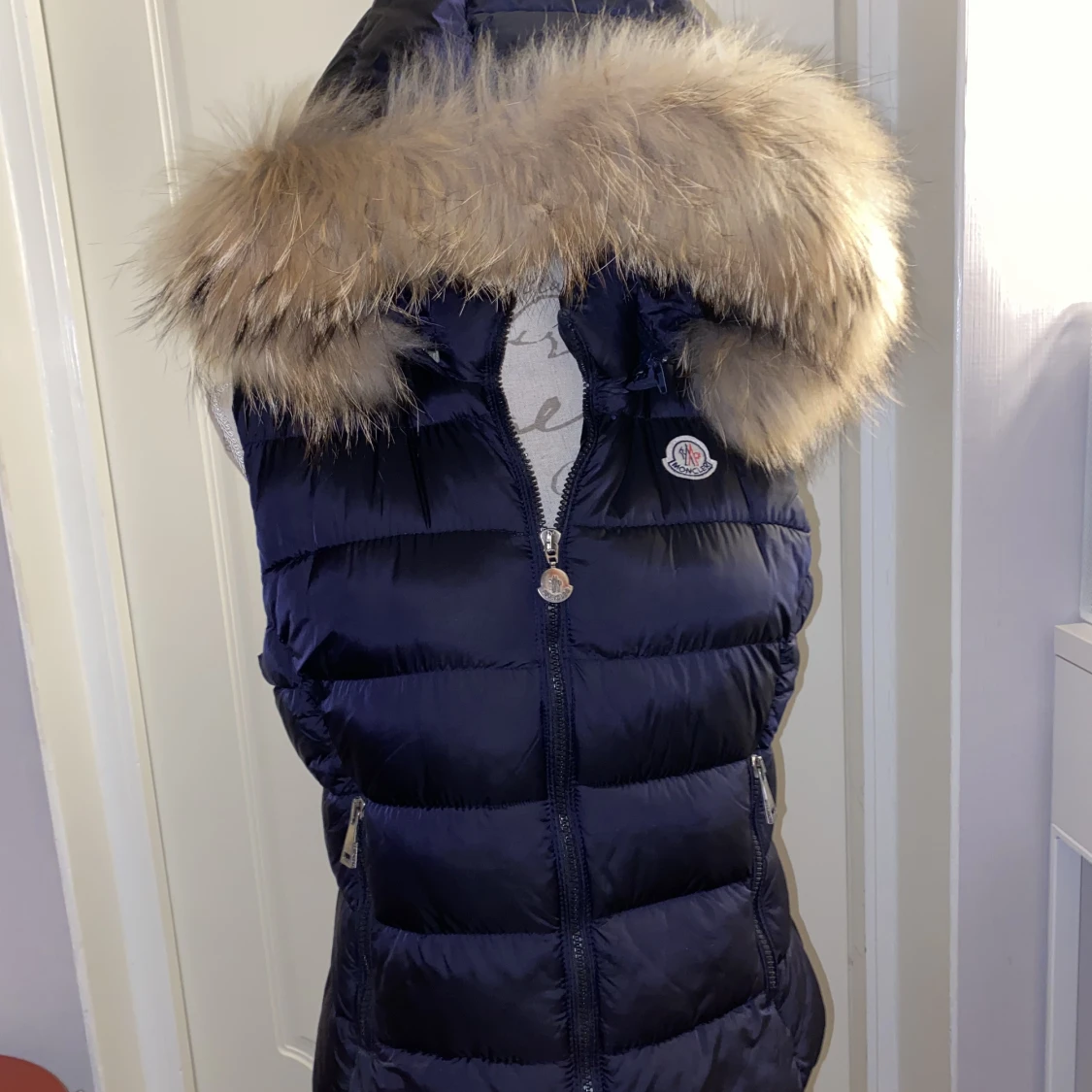 Moncler Väst med luva