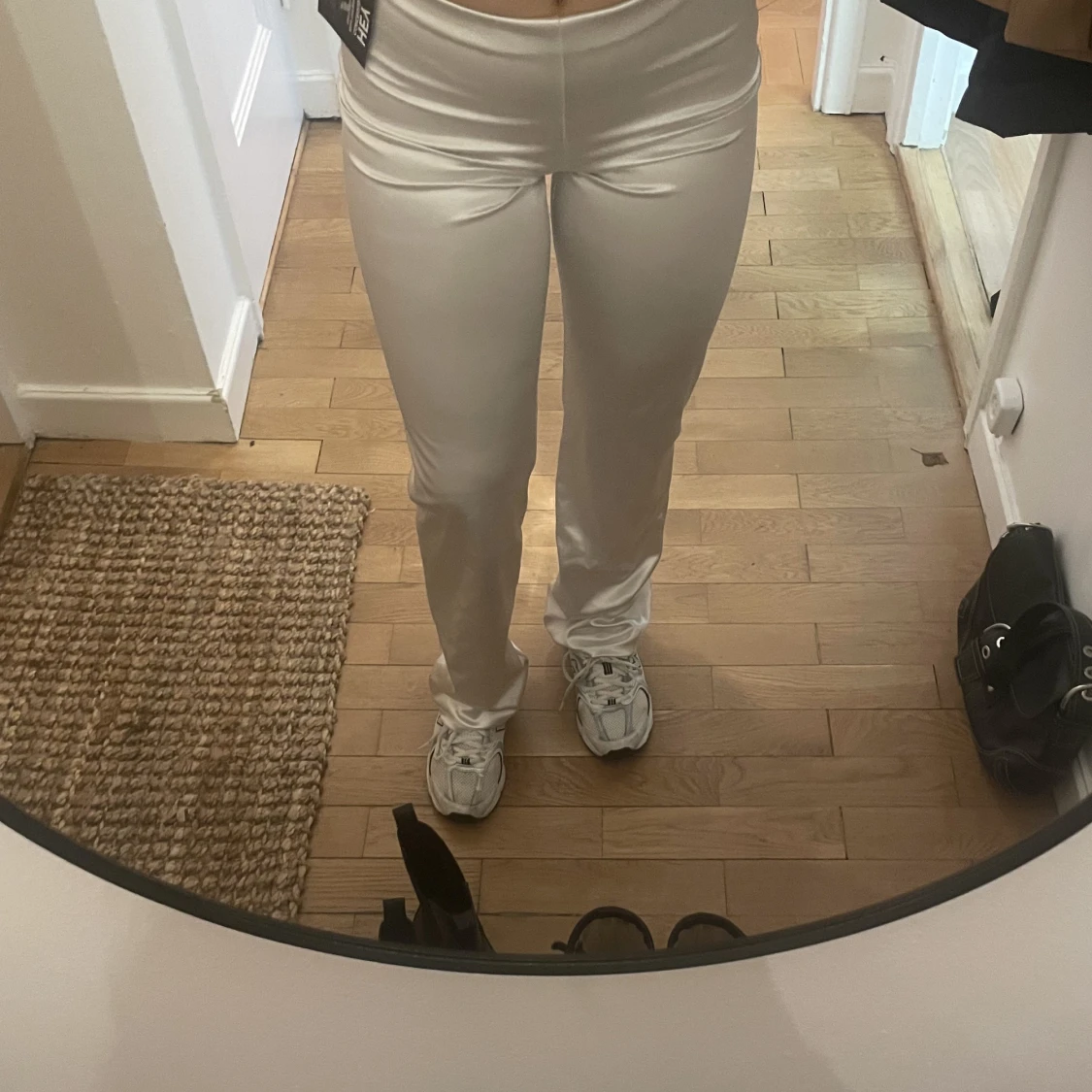 Nelly Satinbyxor - 90