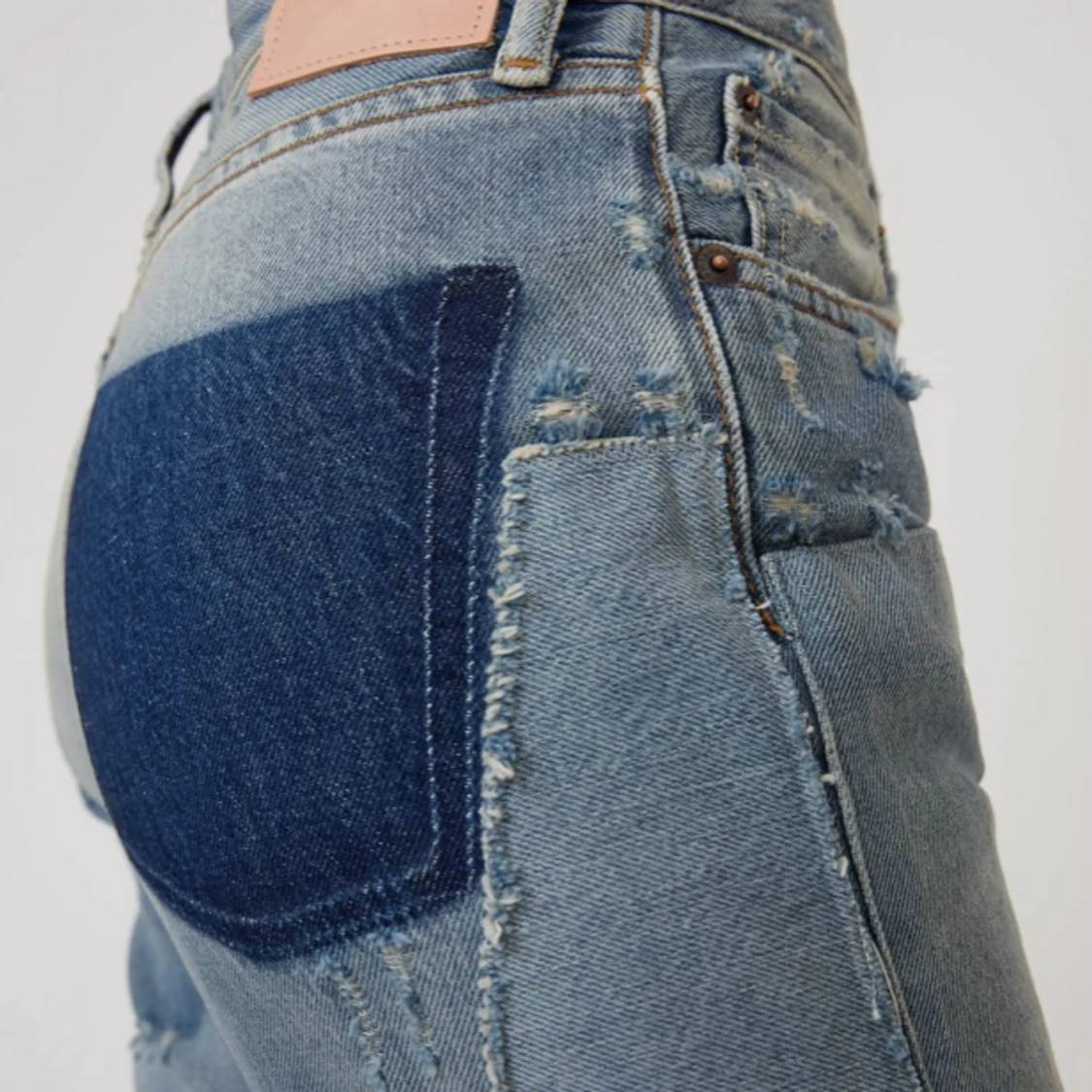 Slutsålda jeans acne studios, blå konst - 91