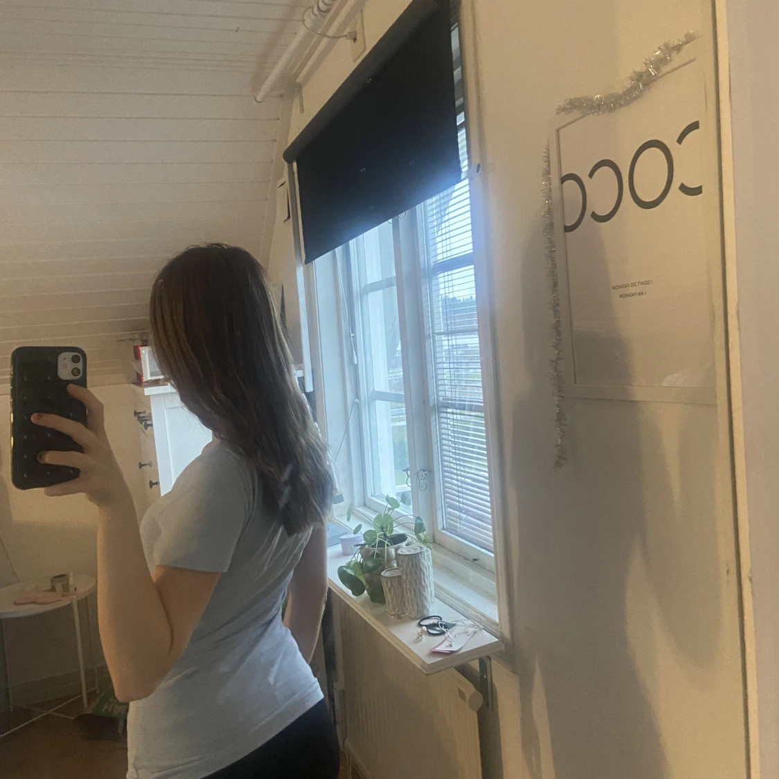 Ljusblå v-ringad t-shirt - 91