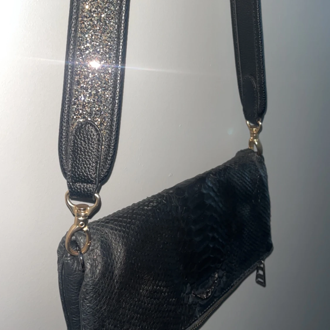 Zadig & Voltaire väska - 90