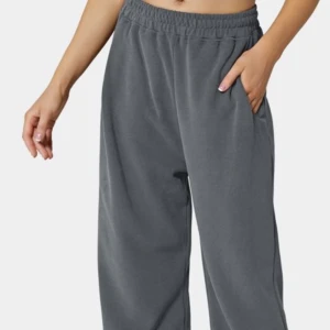 Mysbyxor  - Säljer dessa härliga mysbyxor som tyvärr inte passade. De är helt oanvända om har lapparna kvar! Tycker att dom är små i storleken så skulle säga att det är en L.   Köparen står för frakt. 