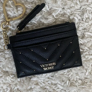 Korthållare - VS korthållare som bara legat i garderoben. Köptes för ca 500kr 