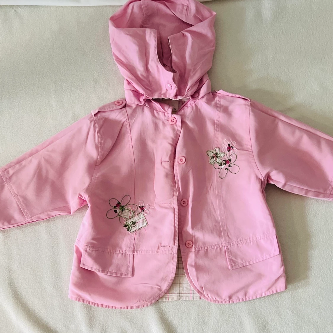 Mjuk och tunn rosa jacka! 