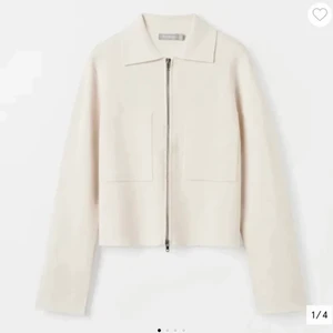 Åhléns kofta - Knappt använd, lagom oversized på mig som brukar ha s❤️