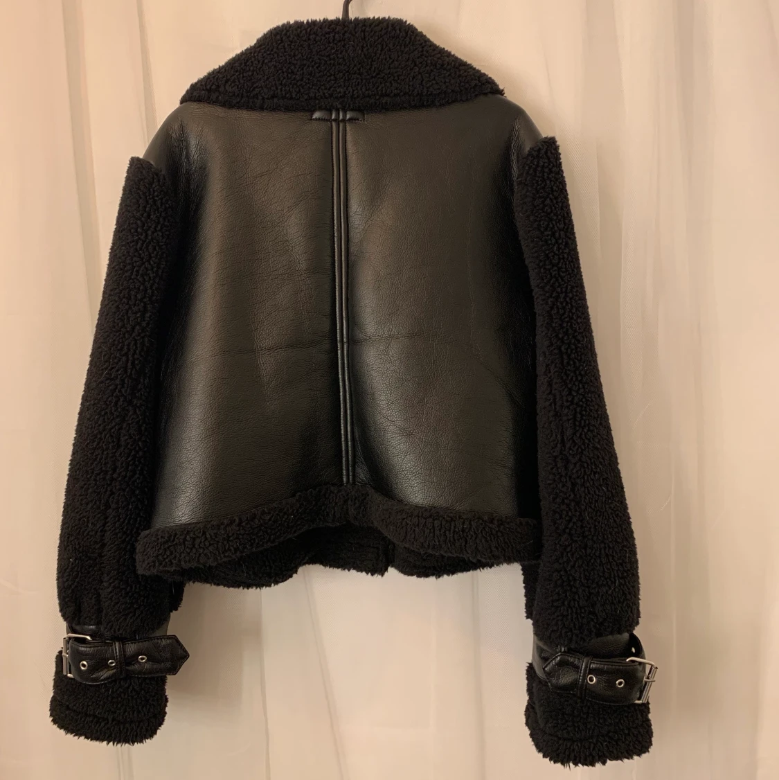 NA-KD skinnjacka i strl 36 - 90