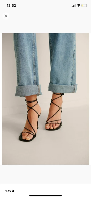 Klackskor  - Säljer dessa fina klackar från NAKD. Ursprungspris 885kr. Säljer för 300kr. Endast använda vid 2 tillfällen. 