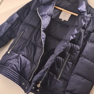 Boomerang jacka - Fin Boomerang jacka i gott skick! Inte så väl använd. 