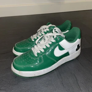 Nike airforce st patricks 2006 - Nike airforce st patricks Day edition från 2006 Storlek 42 Extremt bra skick för att va från 2006