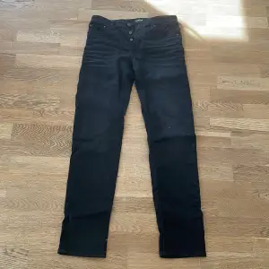 Jeans från jack & Jones i Stl 30x34