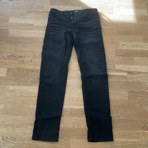 Jeans  - Jeans från jack & Jones i Stl 30x34
