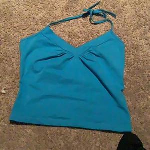 Topp - Två jättesnygga toppar som är använda max  2 gånger!❤️ 50kr styck ! 