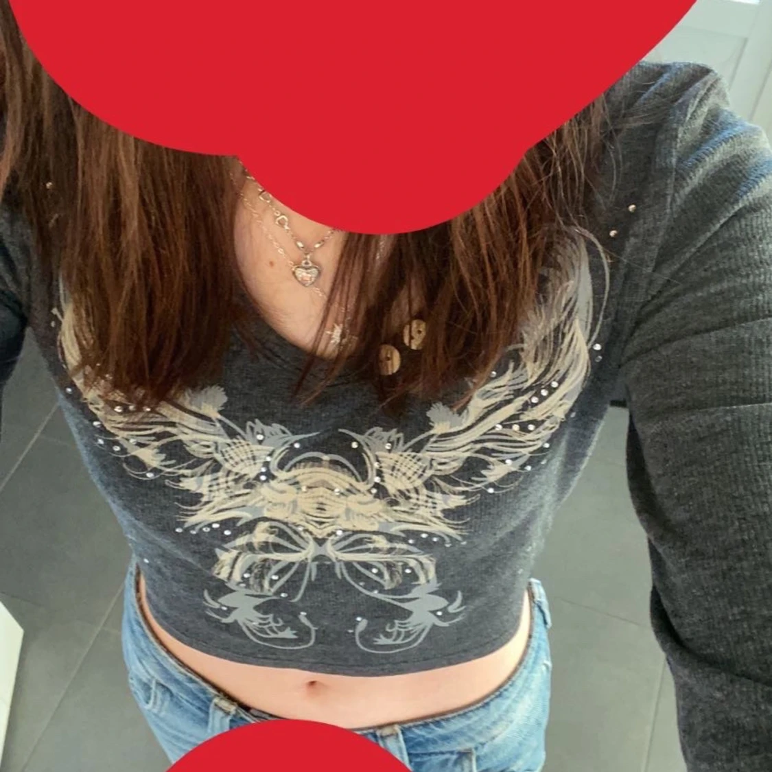 Jättesöt tröja från emmiol med rhinestones - 90