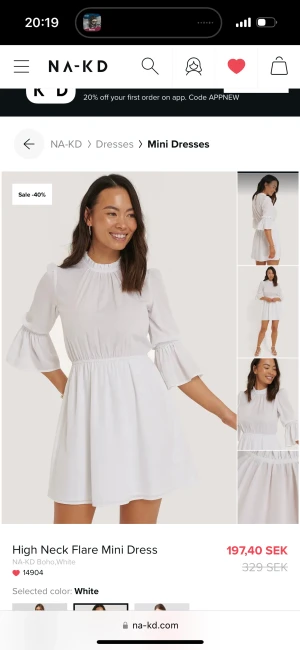 Fin vit klänning med flare ärm - Mycket gott skick. Endast använd vid ett tillfälle.