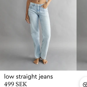 Low straight jeans - Low waist jeans från Gina storlek 32, men passar 34💓 kommer inte längre till användning och därav säljs, 200kr + frakt