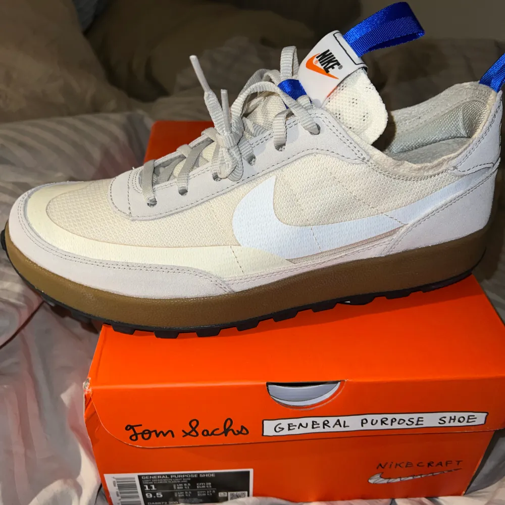 Sneaker från Nikes collab med Tom Sachs. Skor.