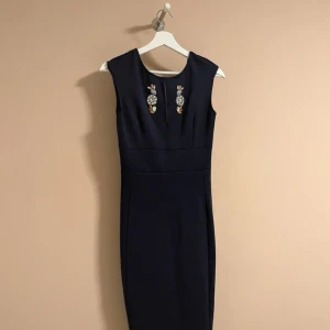 Klänning - Helt oanvänd klänning