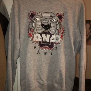 Kenzo tröja  - Kenzo tröja till salu, storlek L men passar M 