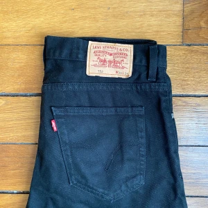 Levis 752 - Levis bra skick Mått Midja 44cm Längd 116cm 