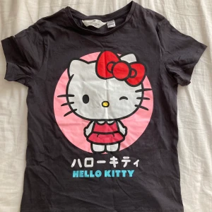 Barntröja hello kitty - Helt oanvänt. 