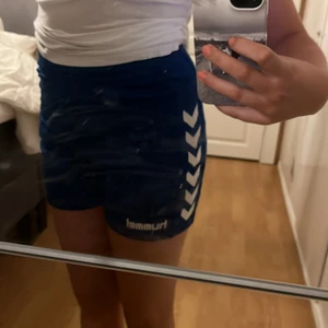 Blå hummel skorts - Sköna träning shorts