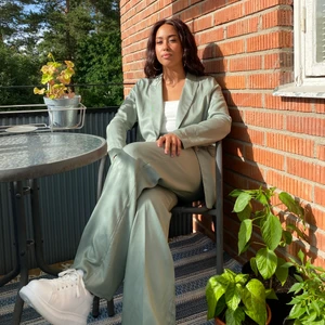 Set  - Ljusblått/turkost set med kavaj och raka kostymbyxor