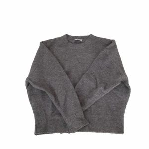 Zara tröja - Jättemysig , bara använd fåtal gånger 