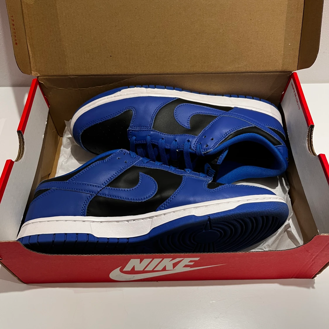 Nike Dunk Low ‘Hyper Cobalt’ - 90