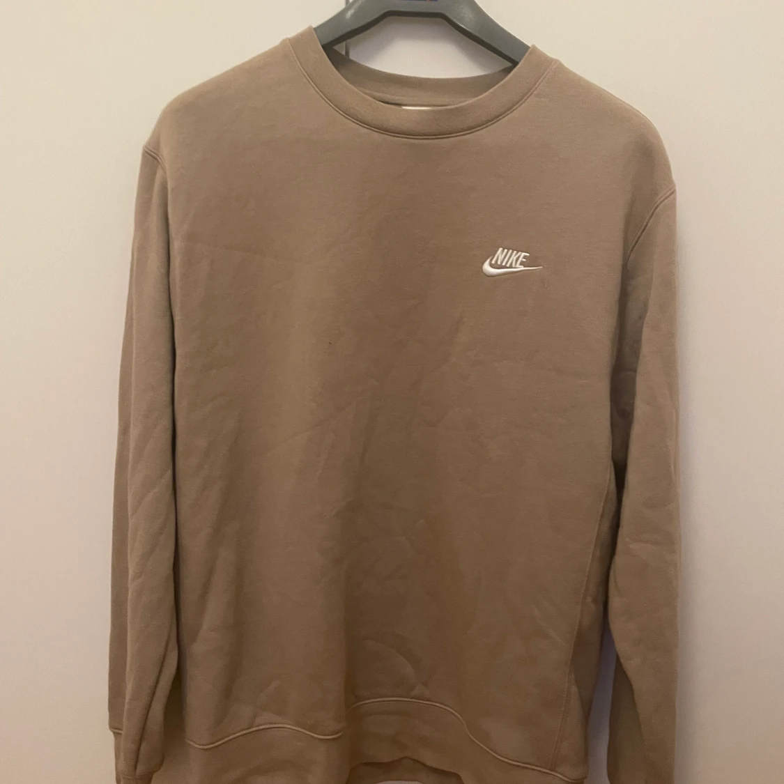 Nike sweatshirt