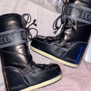 Moon boots - Nya moonboots! Storlek 35/38, ny pris cirka 1500kr