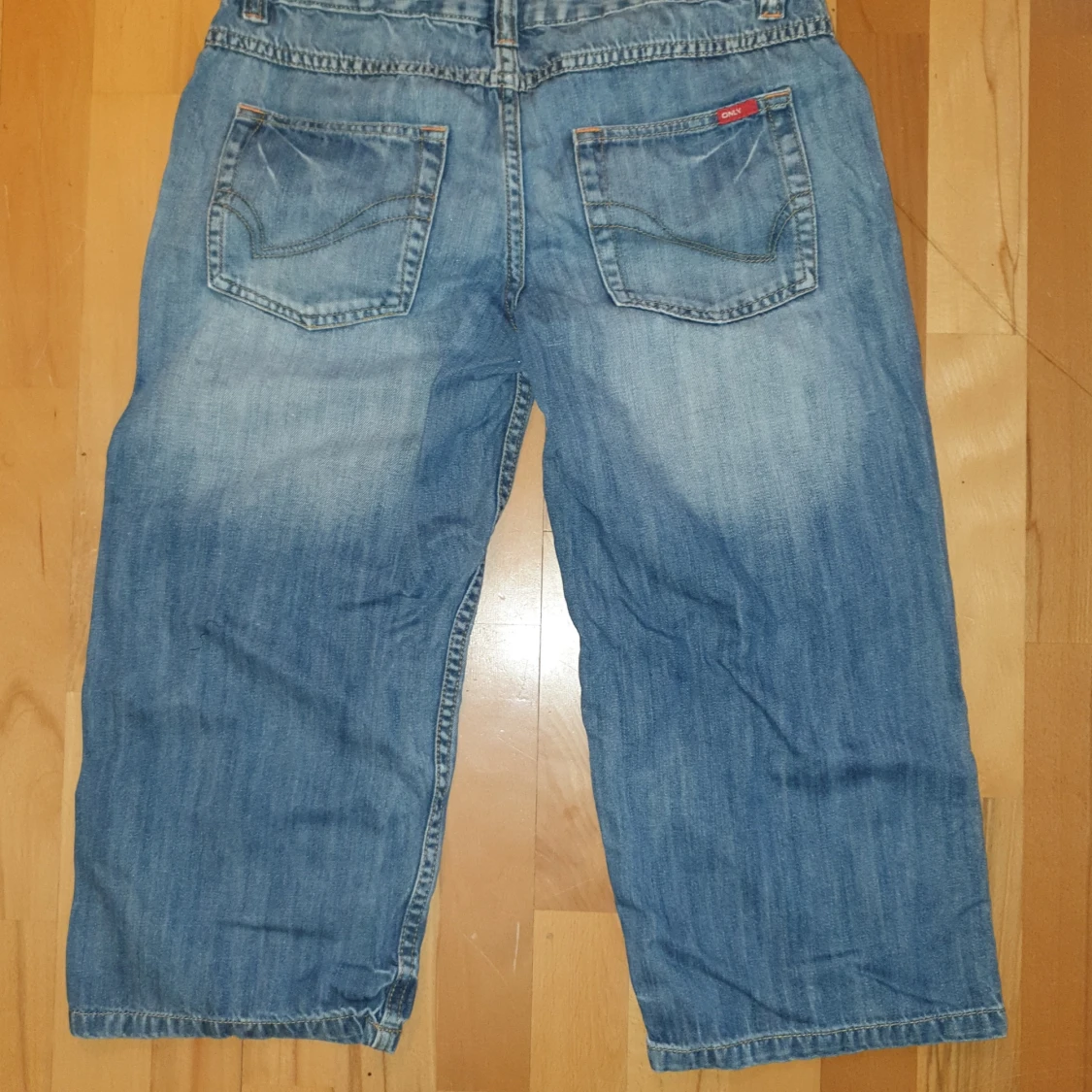 Snygga jeans shorts! - 90