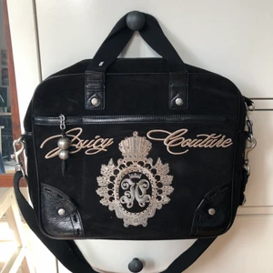 Juicy couture väska - Lägger ut igen pågrund av att köparen inte svarar. Rare juicy couture väska 10/10 condition