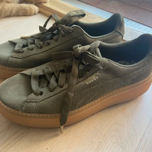 Puma suede - Knappt använda!