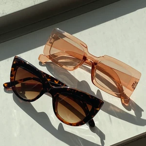 Solglasögon  - Solglasögon olika märken 50kr/st