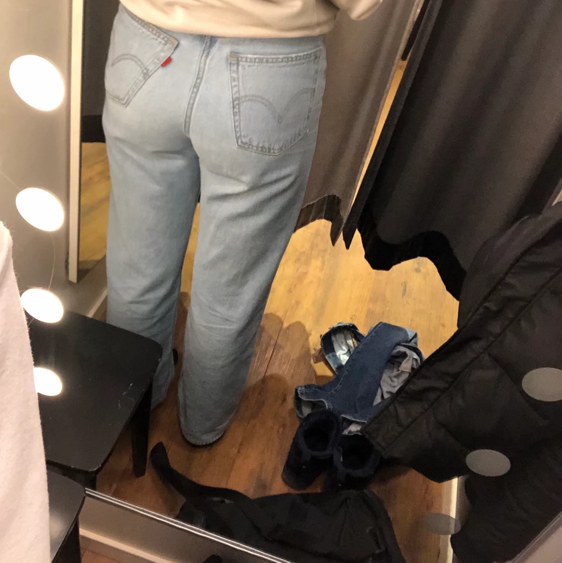 Levi’s jeans - 90