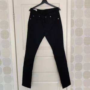 J.Lindberg Jeans Stretch 34/34 - Oanvända Jeans med lappen fortfarande på. Nypris 1000kr