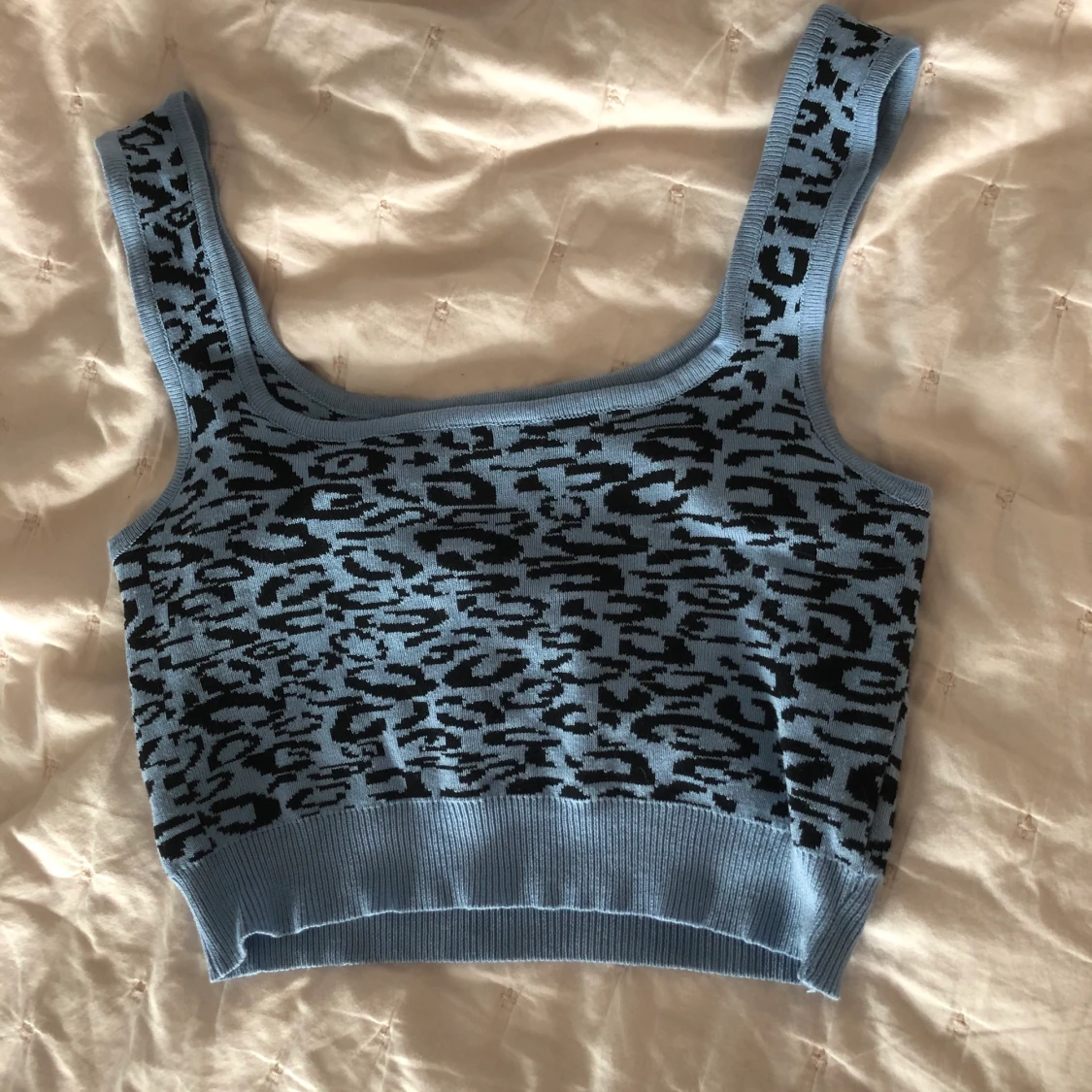 Blått linne med leopardmönster - 90