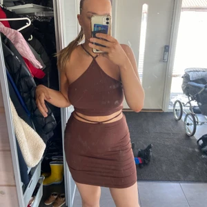 Set - Super snyggt brunt set 