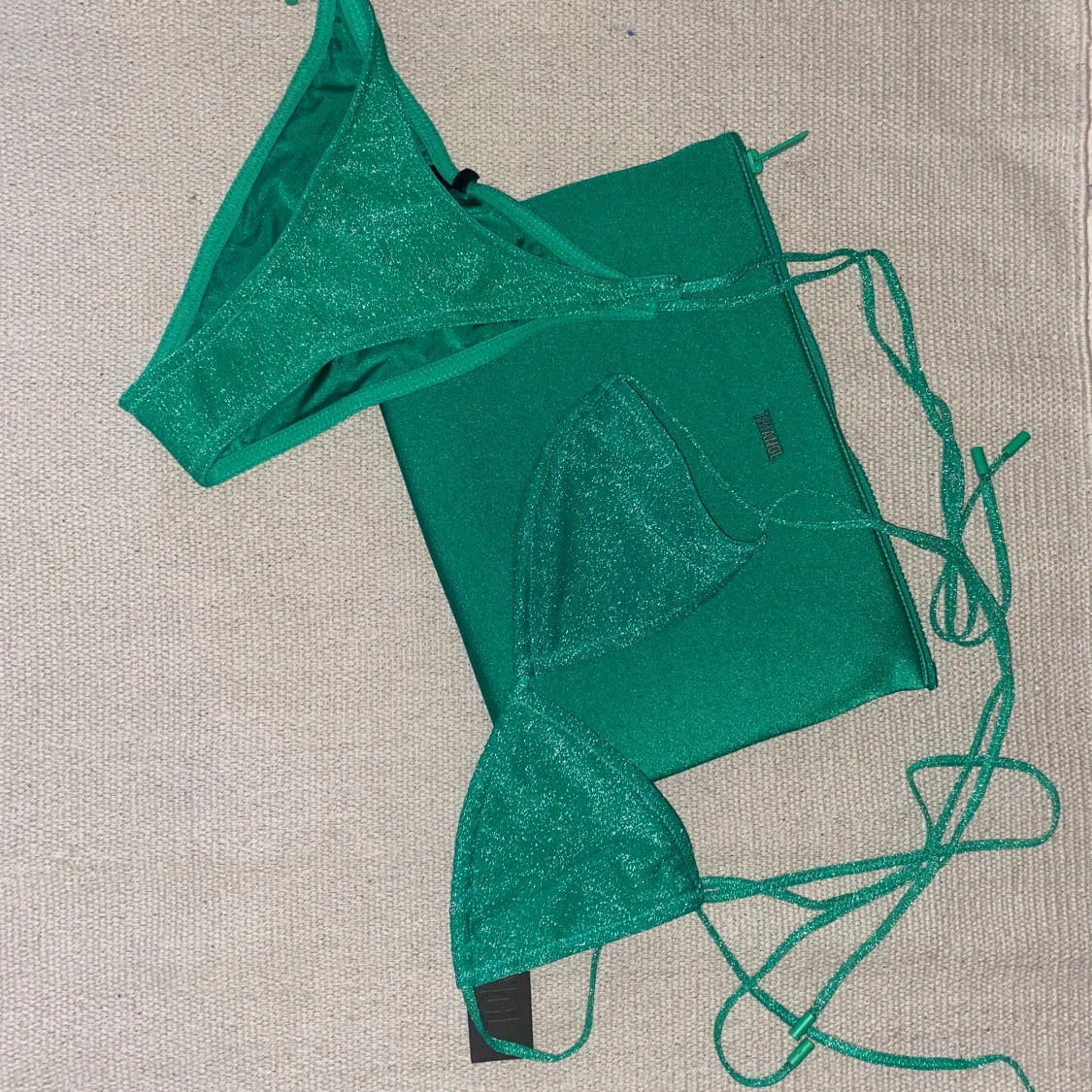 Glittrig bikini från Triangl - 90