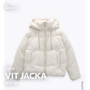 Säljer denna fina vita vår jackan. Knappt använd och i bra skick, köpt detta året. Storlek 36 (Skicka för egna bilder)  #zara Pris går att diskuteras!