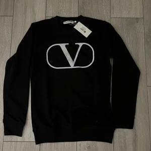 Valentino tröja - Valetino tröja oanvänd i storlek L