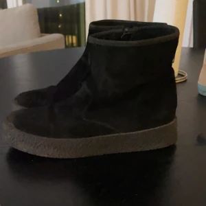 Duffy vinterskor - Svarta vinterskor från Duffy, använda en vinter. Strl 41